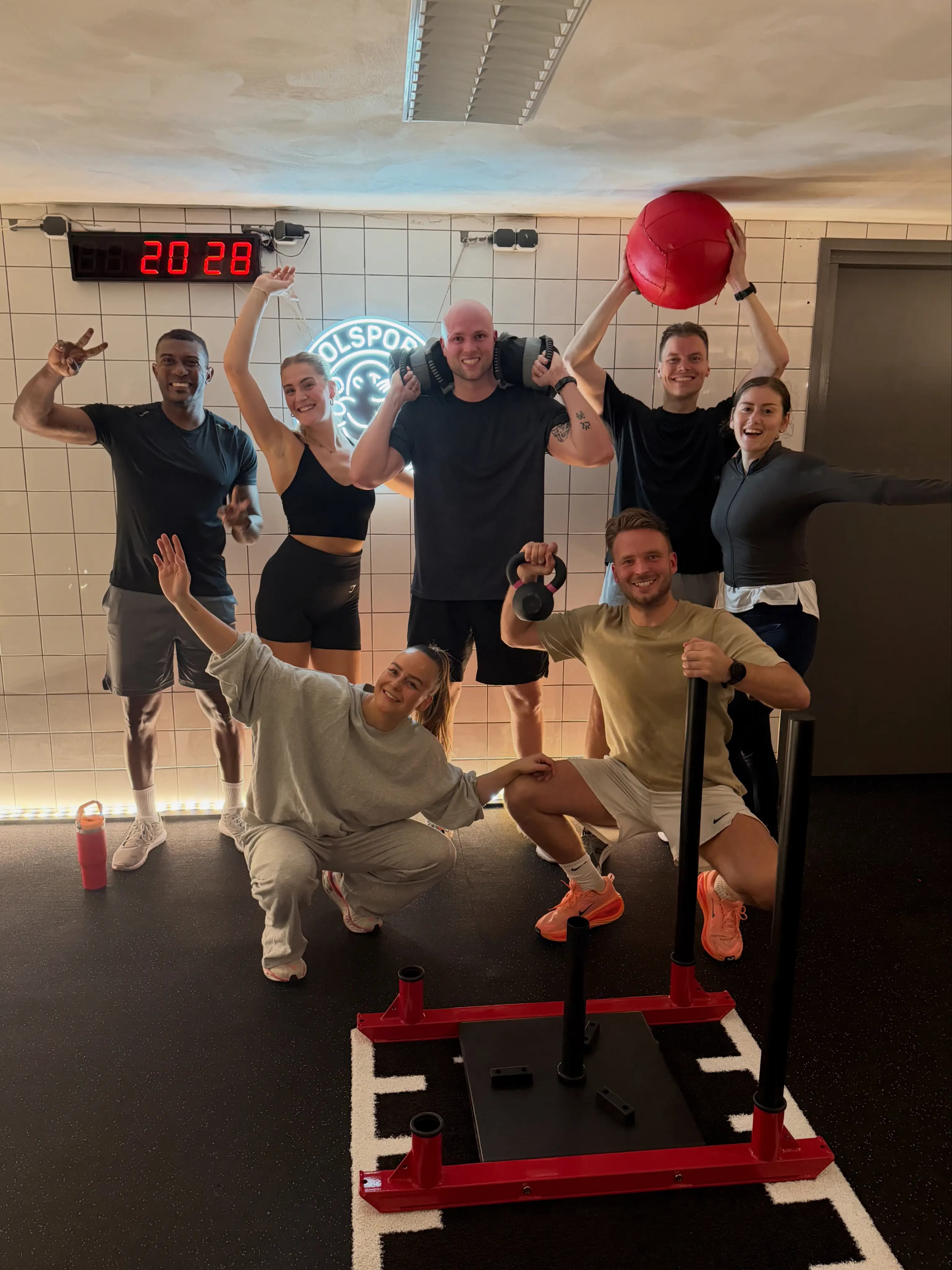 De community van MOLSPORTS na een groepstraining in Delft